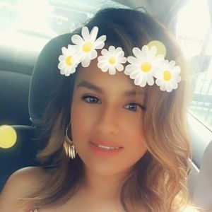 Meet your Posher, Myra